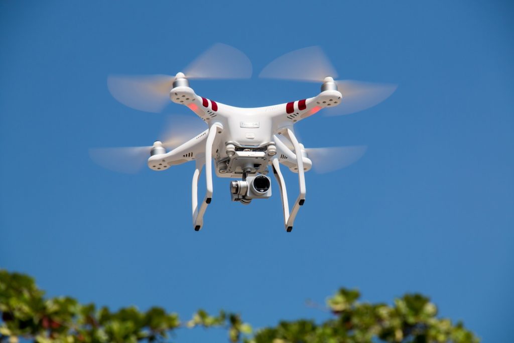 Drónokat sikerrel alkalmaznak az öntözés és a növényvédelem terén, és előretörnek a „big data” szektor képviselői is (Fotó: Pixabay, StockSnap)