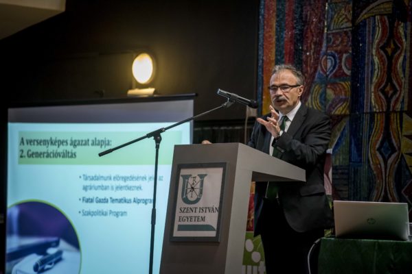 Nagy István agrárminiszter több fontos dologról beszélt a rendezvényen - Fotó: Pelsőczy Csaba