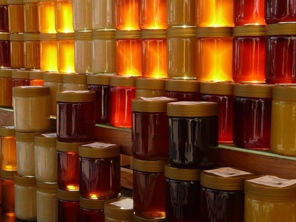 Jelentősen emelkedhet a méz ára Magyarországon