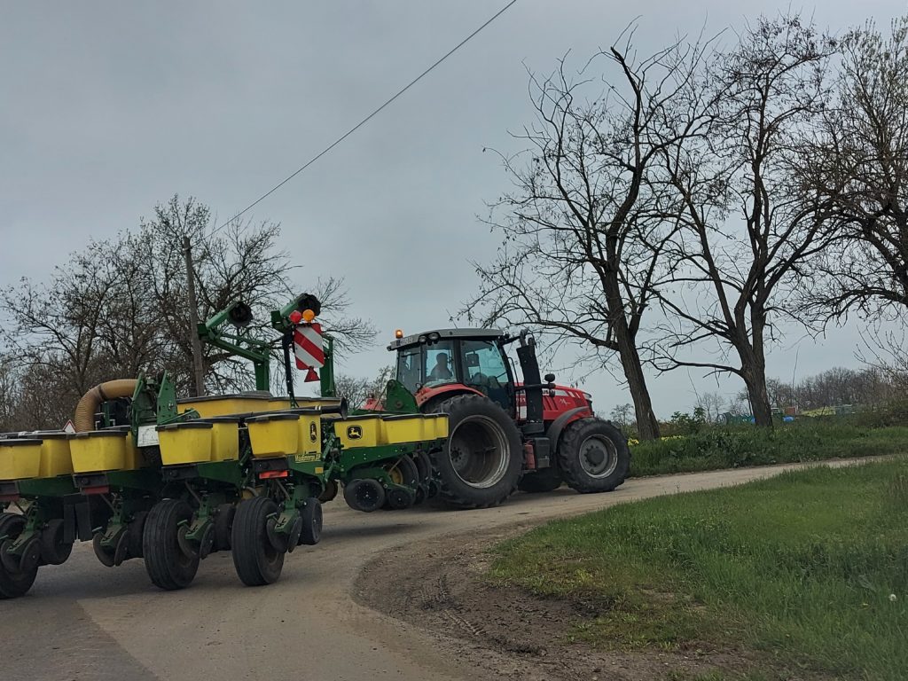 Idén számos pályázat nyújt lehetőséget a magyar mezőgazdaság szereplőinek arra, hogy fejlesszék a gazdaságukat - Fotó: Magro.hu, CSZS, Szarvas