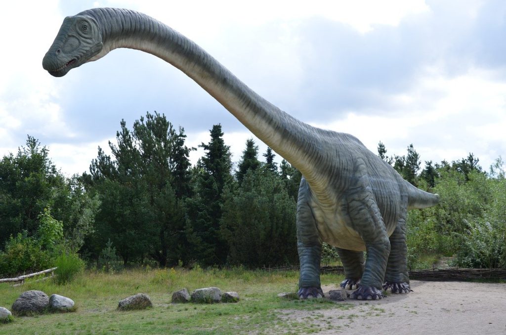 A mai traktorok súlya nagyobb, mint egyes sauropoda dinoszauruszoké, a valaha élt legnagyobb szárazföldi élőlényeké volt
