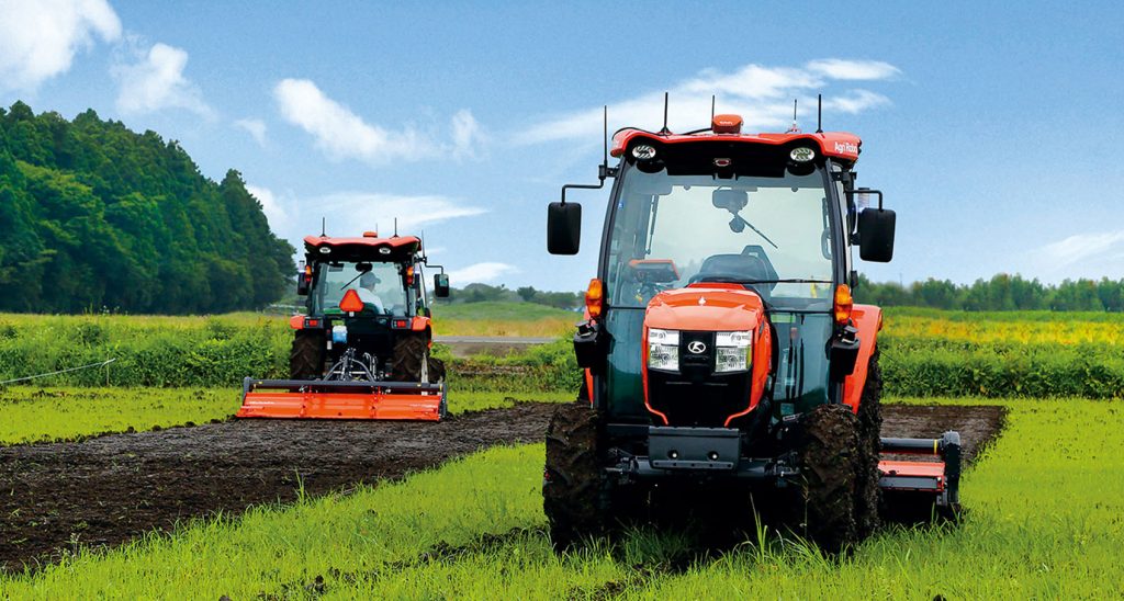Utólag alakítja önvezetővé a mezőgazdasági gépeket a Kubota

