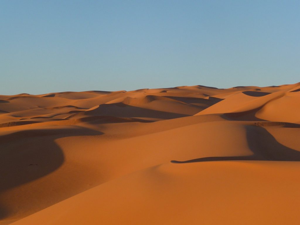 A Líbia délkeleti részén fekvő Kufra tartomány teljes egészében a Szaharában van, a homokdűnék alatt eltemetve található a világ legnagyobb fosszilis vízkészlete - képünk illusztráció